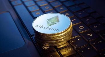 moneta di criptovaluta ethereum foto