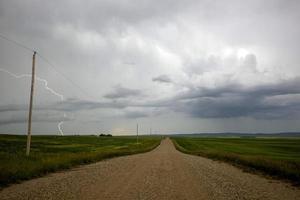 prateria nuvole temporalesche canada foto