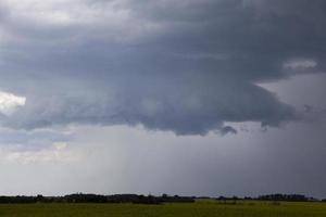 nuvole di tempesta della prateria foto