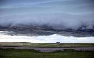 prateria nuvole temporalesche canada foto