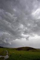 prateria nuvole temporalesche canada foto