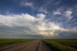 prateria nuvole temporalesche canada foto