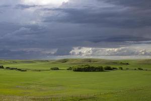 prateria nuvole temporalesche canada foto