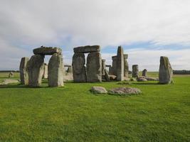 monumento di stonehenge ad amesbury foto