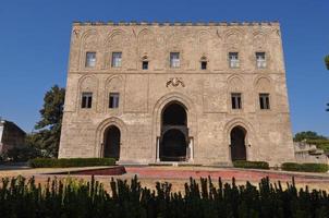 palazzo zisa a palermo foto