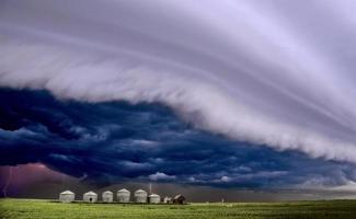 nuvole di tempesta saskatchewan foto