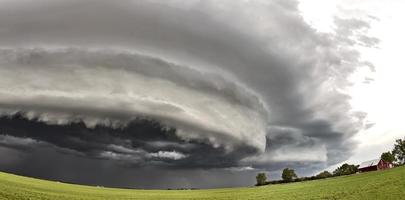 nuvole di tempesta saskatchewan foto