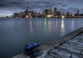 scatto notturno città di toronto foto