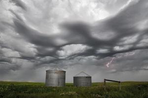 nuvole di tempesta saskatchewan foto