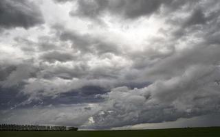 nuvole di tempesta saskatchewan foto