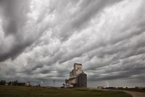 nuvole di tempesta saskatchewan foto