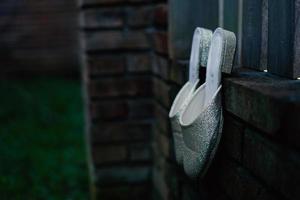 eleganti scarpe da sposa bianche foto