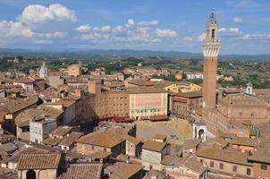 piazza del campo a siena foto