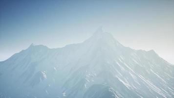 montagne delle alpi dall'aria foto