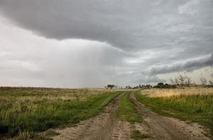 prateria nuvole temporalesche canada foto