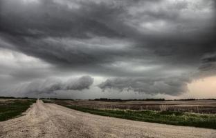 prateria nuvole temporalesche canada foto