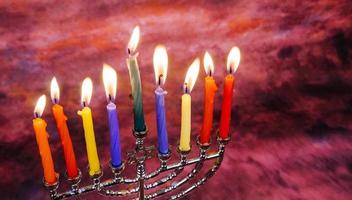 immagine della festa ebraica hanukkah sfondo con menorah tradizionale foto