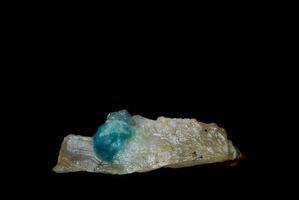 minerali con piccolo cristallo di lazulite foto