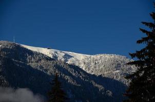 paesaggio invernale in montagna foto