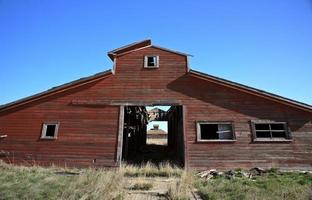 vecchie stalle abbandonate saskatchewan canada foto