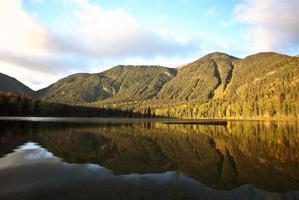 hart lago nella splendida alberta foto