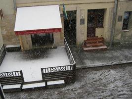 bandiera ucraina in via di sviluppo. bandiera blu gialla dell'Ucraina. foto