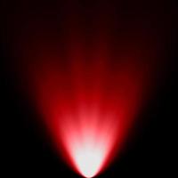 riflettore rosso chiaro astratto effetto luce a raggi caldi sovrapposizione modello realistico di fiocchi di neve che cadono sul nero. foto