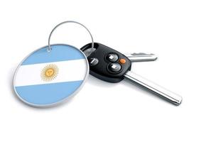 chiavi della macchina con bandiera argentina come portachiavi. foto