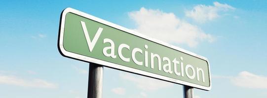 segno per la vaccinazione e la protezione del virus. rendering 3D foto