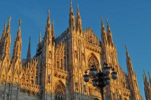 duomo di milano cattedrale gotica chiesa milano italia foto