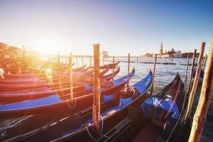 viste fantastiche della gondola al tramonto foto