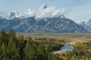 il fiume serpente si affaccia nel wyoming foto