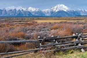 vista della catena montuosa del Grand Teton foto