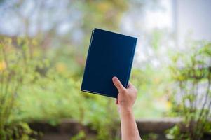 formazione del libro degli studenti per la scuola. foto