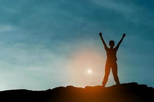 silhouette di leadership di squadra, lavoro di squadra e lavoro di squadra e deliziosi concetti di silhouette foto