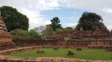 muro vecchio tempio di wat phra si sanphet nel parco storico di ayutthaya asia thailandia foto