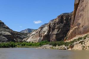 la bellezza paesaggistica del Colorado. splendidi paesaggi drammatici nel monumento nazionale dei dinosauri, in colorado foto