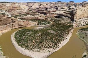 la bellezza paesaggistica del Colorado. splendidi paesaggi drammatici nel monumento nazionale dei dinosauri, in colorado foto