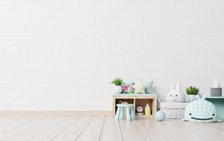 mock up nella sala giochi per bambini con tenda e tavolo bambola seduta su sfondo vuoto muro bianco. foto