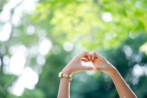 a forma di cuore fatto a mano regala agli amanti il giorno dell'amore foto