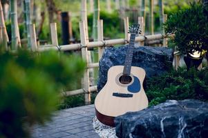 strumento per chitarra di chitarristi professionisti concetto di strumento musicale per l'intrattenimento foto