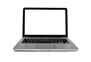 notebook per computer portatile con uno schermo vuoto, copia spazio su sfondo bianco per il marketing aziendale mockup. foto