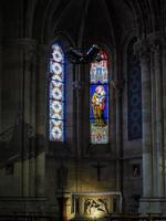 bordeaux, francia, 2016. vetrate nella chiesa di san marziale a bordeaux foto