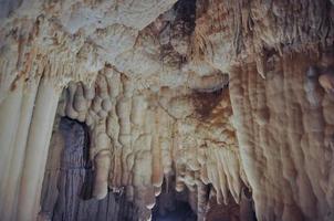 grotte di toirano che significa grotte di toirano sono un sistema di grotte carsiche foto