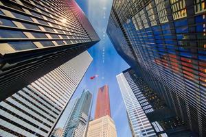 skyline panoramico del distretto finanziario di toronto e skyline dell'architettura moderna foto