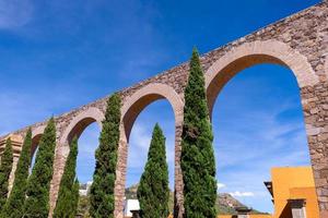 zacatecas, antico acquedotto, aqueducto zacatecas, nel centro storico della città vicino alle maggiori attrazioni turistiche foto