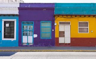 veracruz, strade colorate e case coloniali nel centro storico della città, una delle principali attrazioni turistiche della città foto