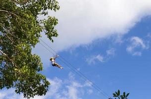 zipline destinazione turistica del messico, cenote casa tortuga vicino a tulum foto