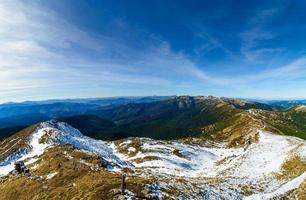 paesaggio fantastico quasi innevato foto