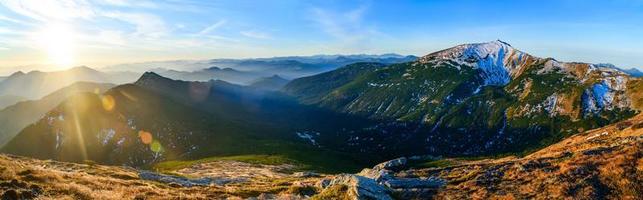 magnifico panorama dell'alba foto